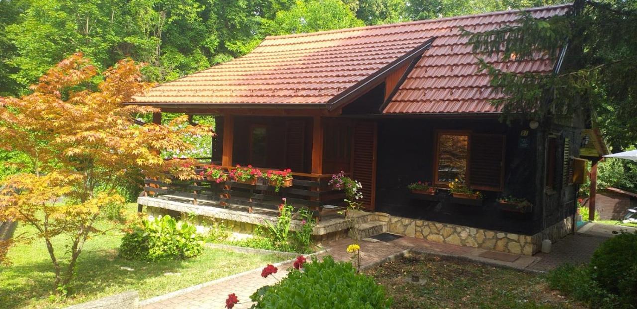 Cabin In The Woods Vukelic Stubicke Toplice Extérieur photo